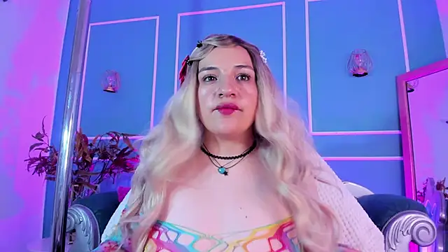 TaraTaylorr online show from 10/16/25, 02:23