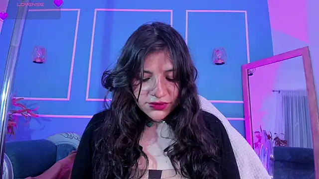 TaraTaylorr online show from 11/05/25, 02:11