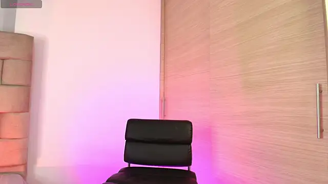 valeria monsalve online show from 11/03/25, 05:31