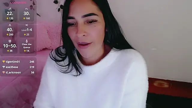 Snapshot of luna_lgomez_ chatting on 03/04/25, 04:09 luna lgomez online show from 03/04/25, 04:09