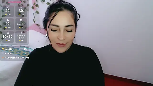 Snapshot of luna_lgomez_ chatting on 03/20/25, 02:21 luna lgomez online show from 03/20/25, 02:21