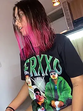 Snapshot of allison_wen chatting on 03/12/25, 03:24 allison wen online show from 03/12/25, 03:24