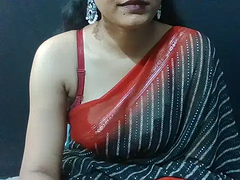 Snapshot of sugandha_bhabhi chatting on 10/24/25, 04:31 sugandha bhabhi online show from 10/24/25, 04:31