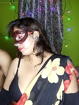 Exotic couple 38 online show from 10/31/25, 07:15