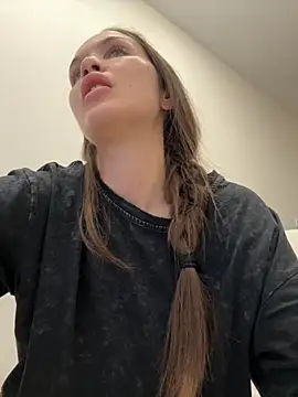 Beverly Hilll online show from 11/22/25, 12:26