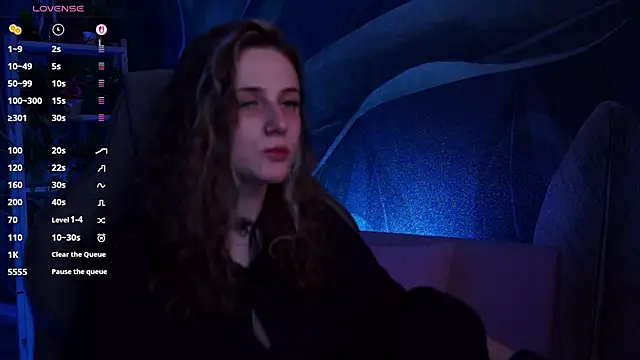 OliviaMcClean online show from 11/07/25, 02:33