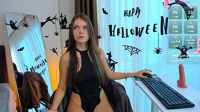 Alice neon online show from 10/28/25, 12:36