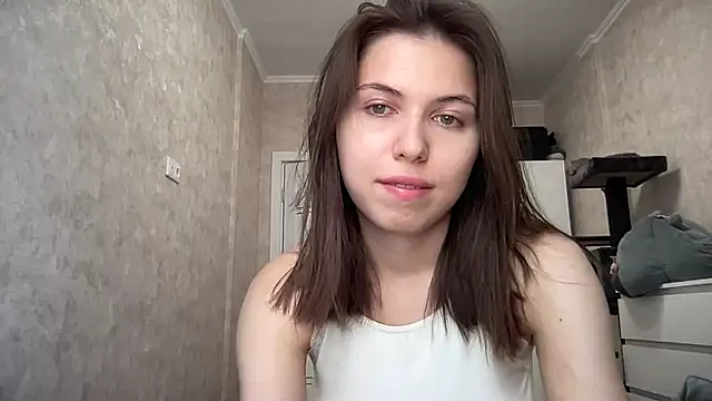 Snapshot of YourrAngelllll chatting on 02/28/25, 10:41 YourrAngelllll online show from 02/28/25, 10:41