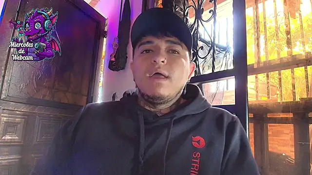 Strip Classes Col online show from 10/01/25, 03:18