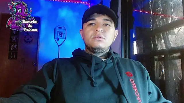 Strip Classes Col online show from 10/29/25, 03:03