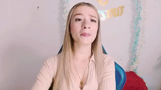 Snapshot of hannah_026 chatting on 10/07/25, 01:41 hannah 026 online show from 10/07/25, 01:41