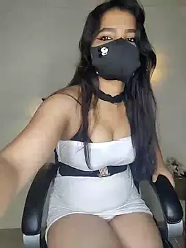 Snapshot of Noor-Bold chatting on 03/22/25, 03:31 Noor-Bold online show from 03/22/25, 03:31