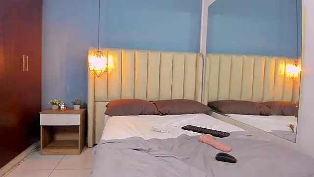 Snapshot of diamond_sweet1 chatting on 03/21/25, 05:11 diamond sweet1 online show from 03/21/25, 05:11