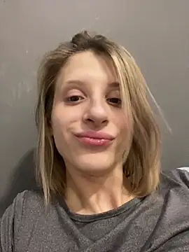 amorearte m online show from 03/01/25, 11:17