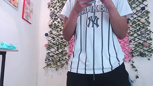 willians   0 online show from 10/10/25, 04:11