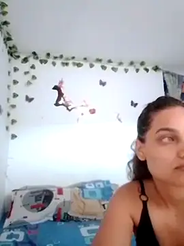 Snapshot of Ehilyn chatting on 09/11/25, 09:59 Ehilyn online show from 09/11/25, 09:59