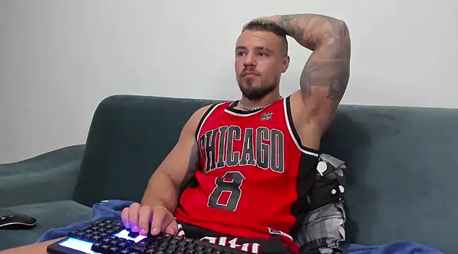 Tiberius hunk online show from 03/10/25, 07:10