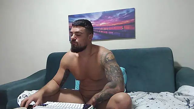 Tiberius hunk online show from 09/27/25, 07:13