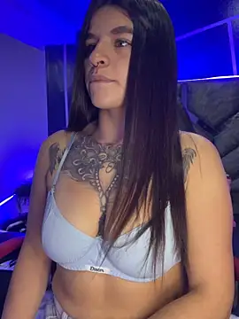 Snapshot of sofia_23x chatting on 11/24/25, 07:13 sofia 23x online show from 11/24/25, 07:13