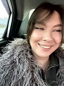 Snapshot of HannaJohnson chatting on 11/20/25, 05:40 HannaJohnson online show from 11/20/25, 05:40