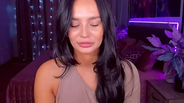 DanaSincere online show from 03/15/25, 05:19