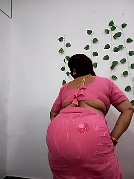 Snapshot of Neha-Bhabhi-Rasily chatting on 09/19/25, 06:52 Neha-Bhabhi-Rasily online show from 09/19/25, 06:52