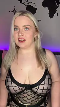 April Vancee online show from 10/14/25, 01:23