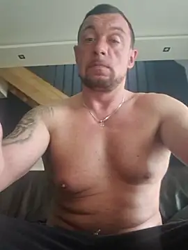 Snapshot of waldik083 chatting on 03/01/25, 10:24 waldik083 online show from 03/01/25, 10:24