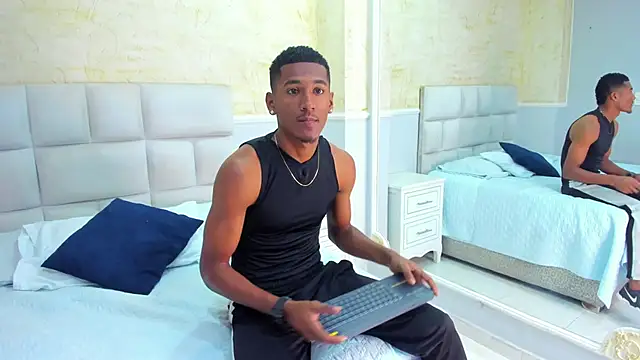 LexiAndDeker online show from 09/20/25, 07:37