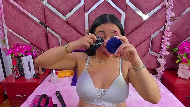  Violeta 18 online show from 10/21/25, 03:07