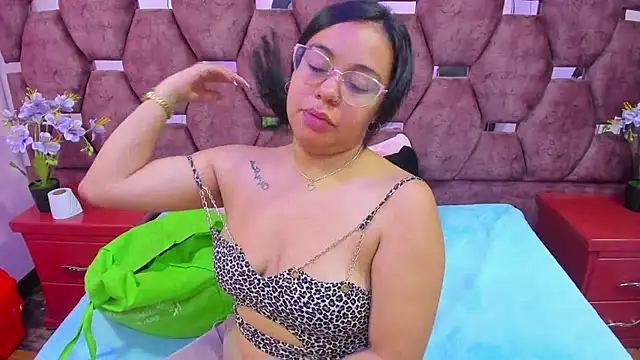  Violeta 18 online show from 11/11/25, 02:55