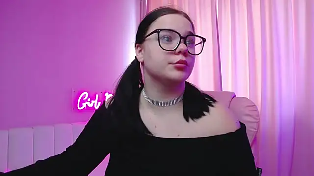 Eliss Shyyo online show from 03/04/25, 07:41