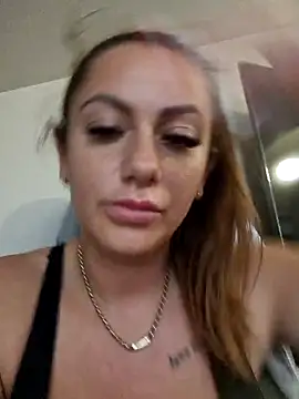 Jennifer24    online show from 09/24/25, 09:45