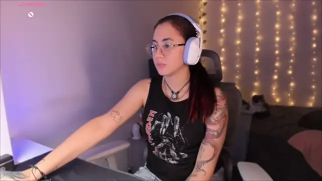 Snapshot of Camil_Lee chatting on 11/08/25, 03:07 Camil Lee online show from 11/08/25, 03:07