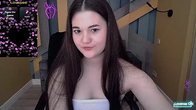 ElinaMils online show from 11/17/25, 12:44