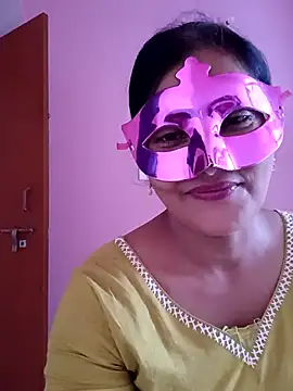 Snapshot of Ronak_kaur chatting on 10/22/25, 06:13 Ronak kaur online show from 10/22/25, 06:13