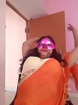 Snapshot of Ronak_kaur chatting on 11/07/25, 06:24 Ronak kaur online show from 11/07/25, 06:24