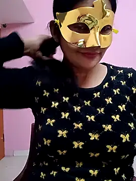 Snapshot of Ronak_kaur chatting on 11/19/25, 05:40 Ronak kaur online show from 11/19/25, 05:40