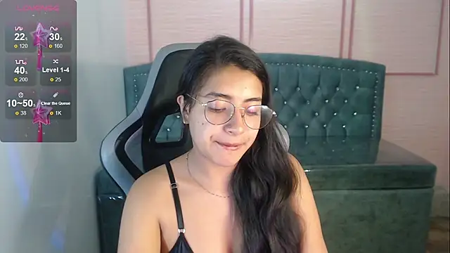 Snapshot of alexa_romero_t chatting on 10/06/25, 11:40 alexa romero t online show from 10/06/25, 11:40