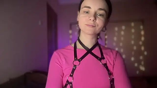 lanaloulou online show from 09/20/25, 02:56