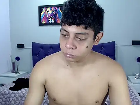Snapshot of Alejandroo_22 chatting on 10/03/25, 01:30 Alejandroo 22 online show from 10/03/25, 01:30