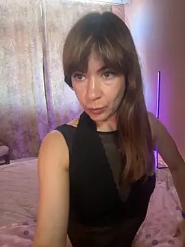 Snapshot of Mary_Kiitty chatting on 09/22/25, 11:12 Mary Kiitty online show from 09/22/25, 11:12