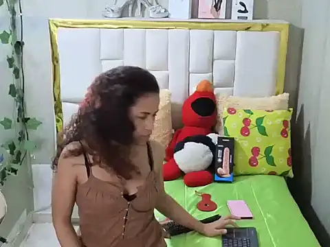 emma morgan 1 online show from 03/04/25, 12:12