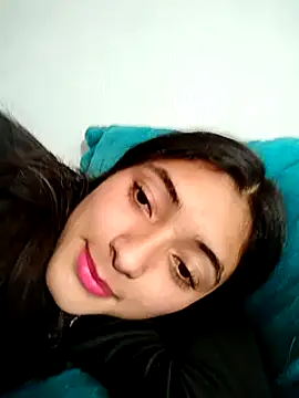 Snapshot of Valen_Person chatting on 03/20/25, 10:29 Valen Person online show from 03/20/25, 10:29