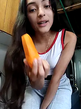 Valen Person online show from 10/21/25, 09:15