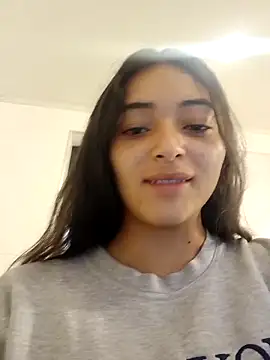 Valen Person online show from 10/31/25, 03:24