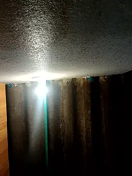 Valen Person online show from 11/07/25, 10:21