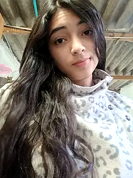 Valen Person online show from 11/12/25, 04:18