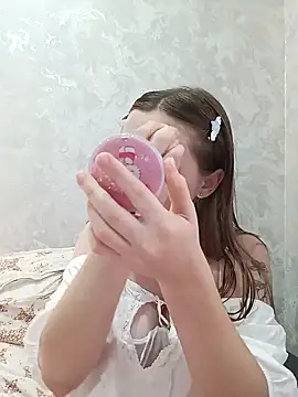 Snapshot of Bonechka chatting on 09/16/25, 03:24 Bonechka online show from 09/16/25, 03:24