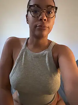 Melia Rayne online show from 10/17/25, 07:11